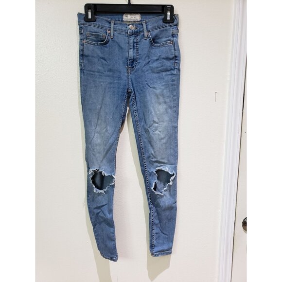 Free People Denim Distressed Med Wash Zip Fly Skinny, knee ripped Jean, size 25 - Picture 1 of 7